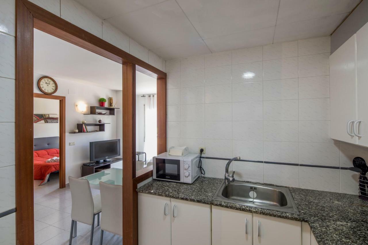 지로나 Apartamento Castell De Perelada 아파트 외부 사진
