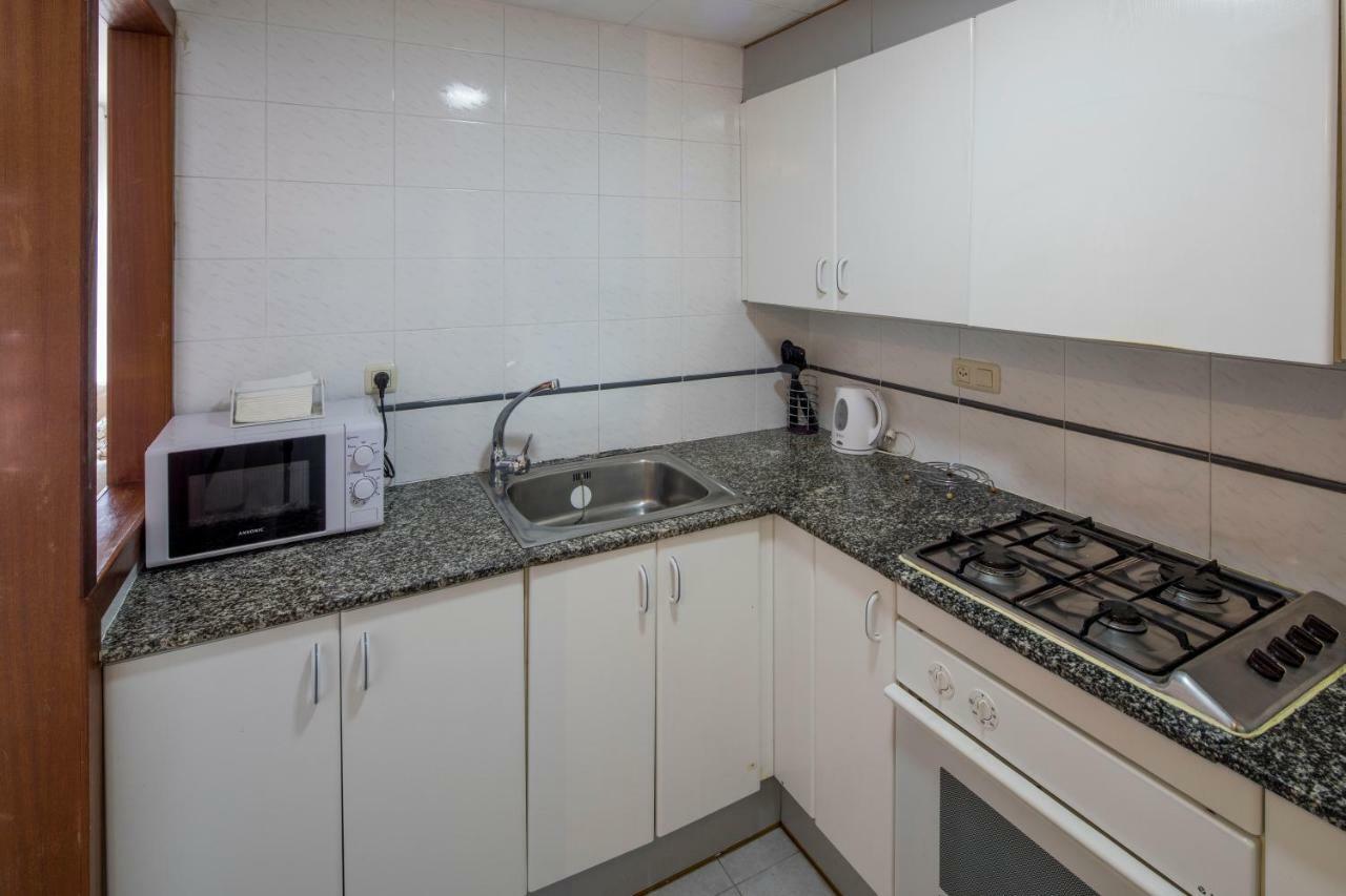 지로나 Apartamento Castell De Perelada 아파트 외부 사진